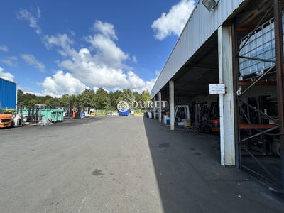 Local d'activités - 1 469 m²