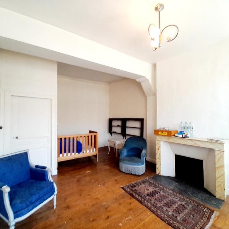 Maison ancienne - 172 m² - 7 pièces