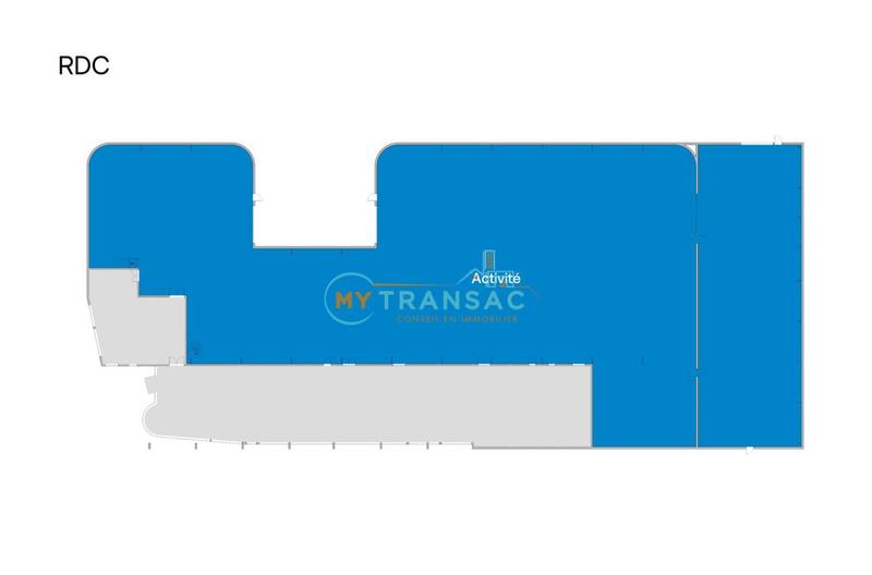 Local d'activité / Entrepôt - 3 384 m²