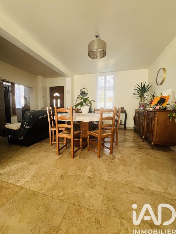 Maison - 180 m² - 5 pièces