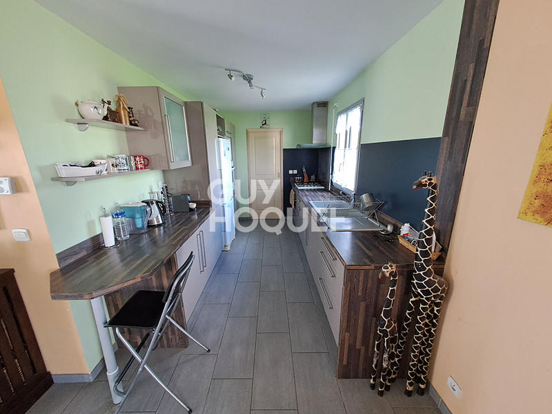 Maison - 137 m² - 6 pièces