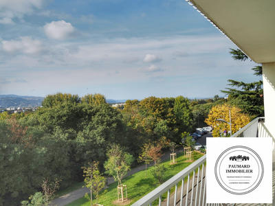 Appartement - 91 m² - 4 pièces