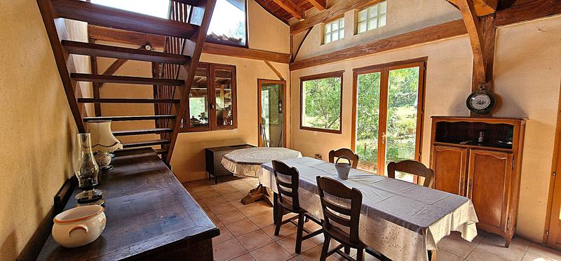 Maison bourgeoise - 278 m² - 16 pièces