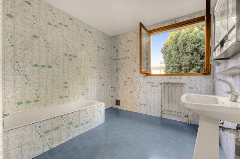 Maison traditionnelle - 217 m² - 7 pièces