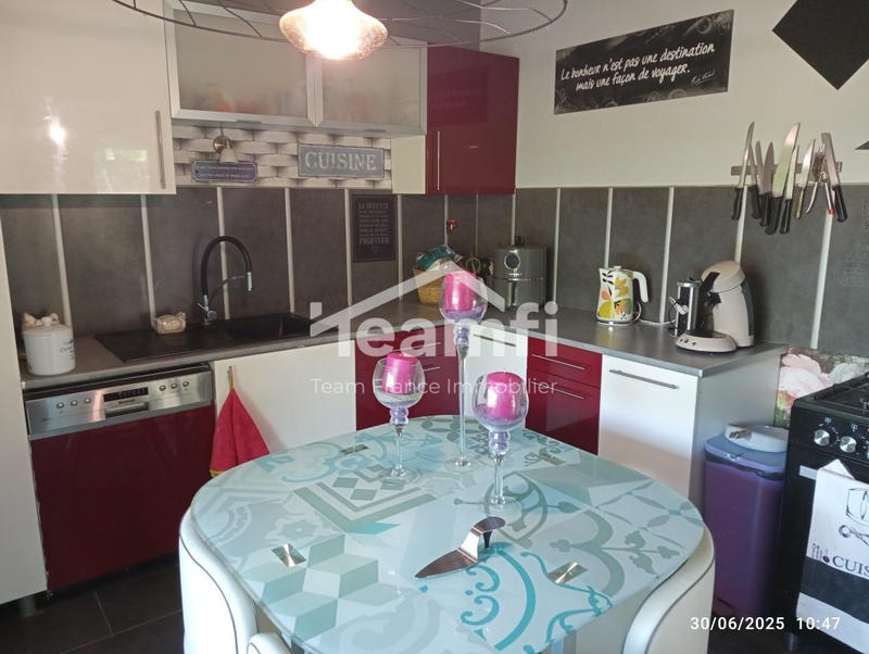 Maison - 121 m² - 6 pièces