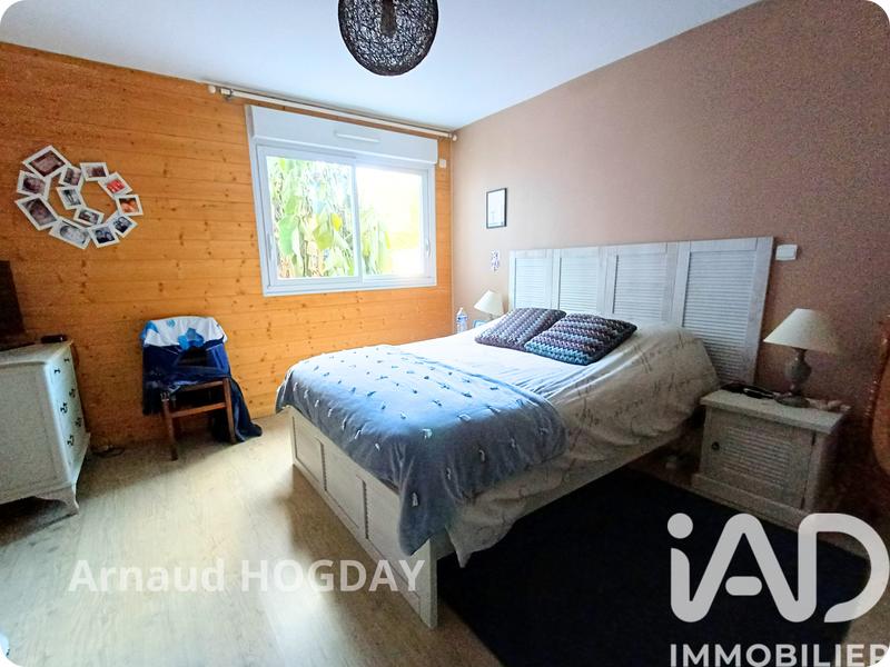 Maison - 196 m² - 7 pièces