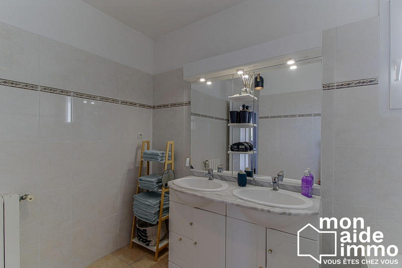 Maison - 88 m² - 4 pièces