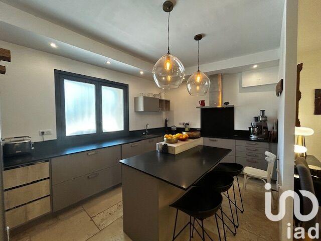 Maison - 190 m² - 6 pièces