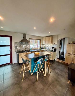 Maison ancienne - 124 m² - 4 pièces