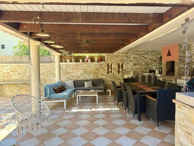 Villa - 185 m² - 5 pièces