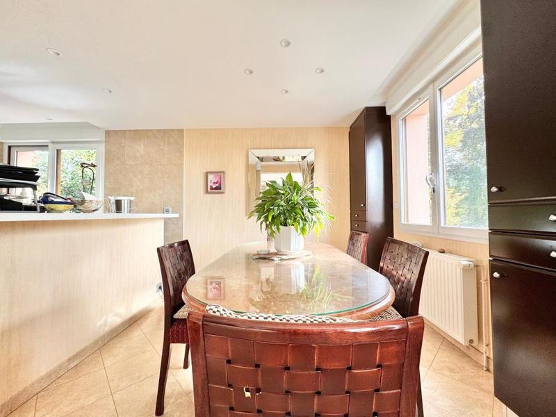 Maison - 137 m² - 4 pièces