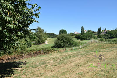 Maison - 210 m² - 6 pièces