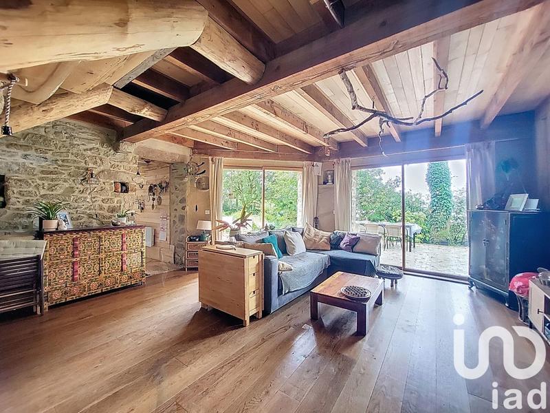 Maison - 144 m² - 7 pièces