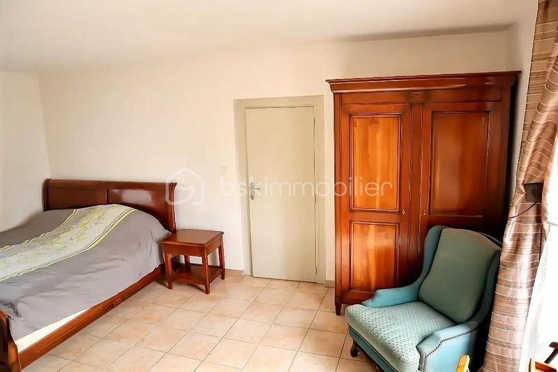 Demeure - 273 m² - 7 pièces