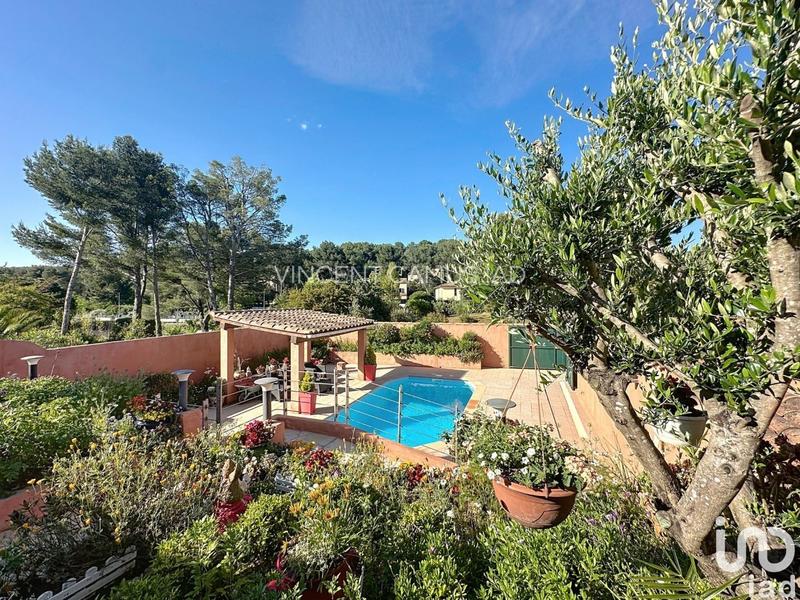 Maison - 142 m² - 5 pièces