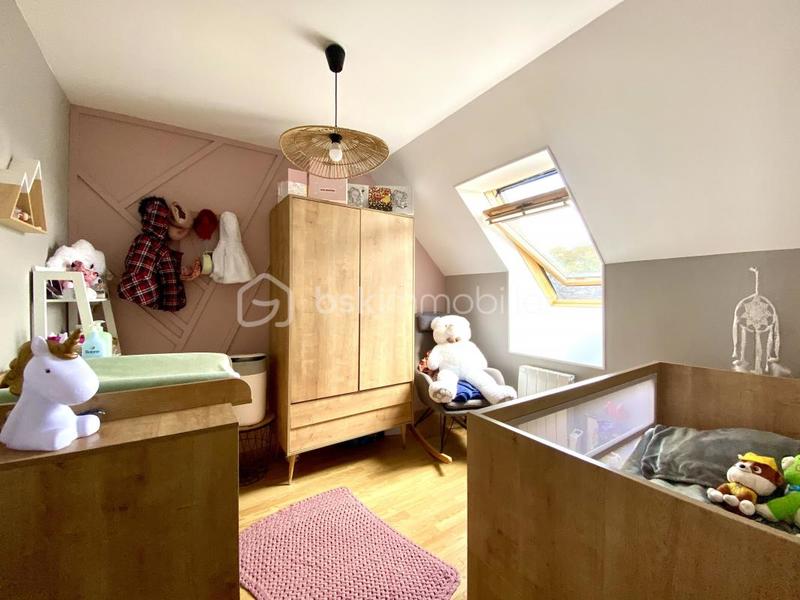 Maison traditionnelle - 85 m² - 5 pièces