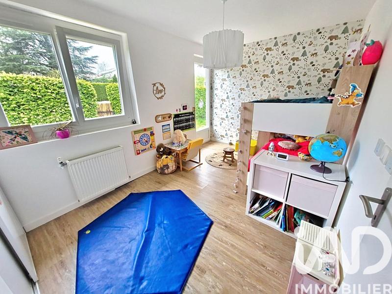 Maison - 240 m² - 7 pièces