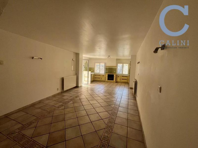 Maison de village - 68 m² - 3 pièces