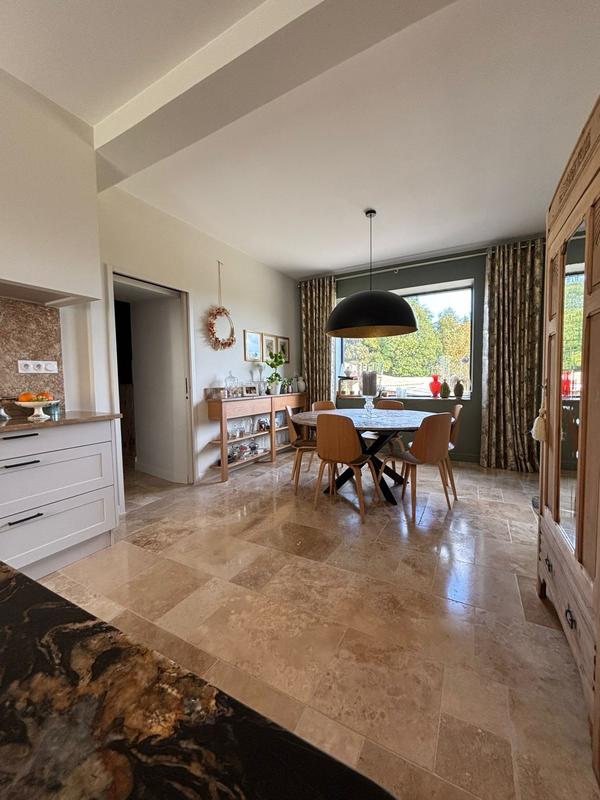 Villa - 213 m² - 5 pièces