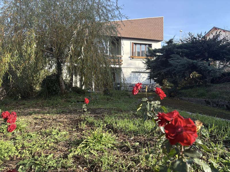 Maison - 140 m² - 6 pièces