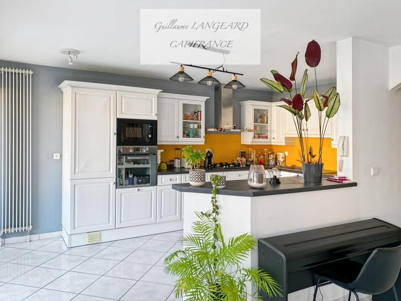 Appartement - 84 m² - 4 pièces