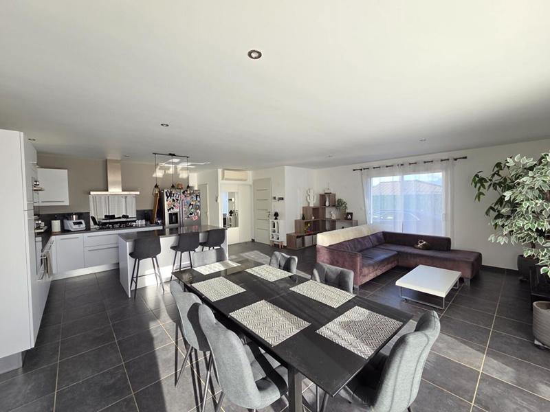 Maison - 106 m² - 4 pièces