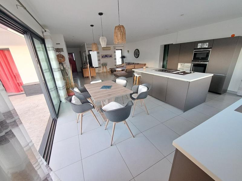 Maison - 155 m² - 5 pièces