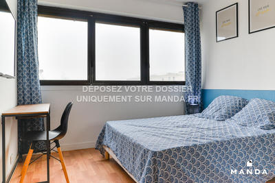 Chambre - 10 m² - 5 pièces