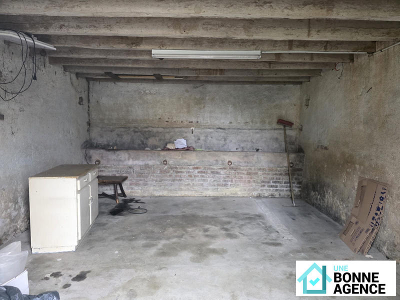 Maison traditionnelle - 166 m² - 6 pièces