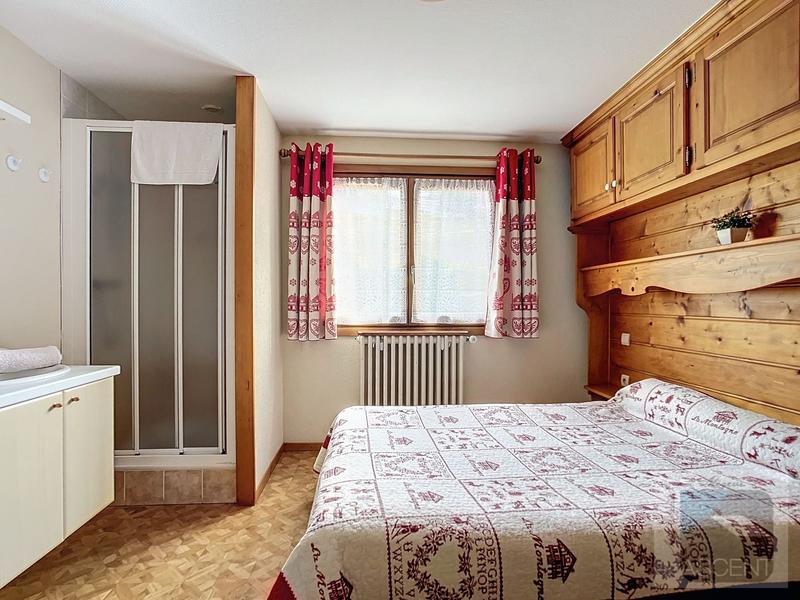 Châlet - 252 m² - 16 pièces