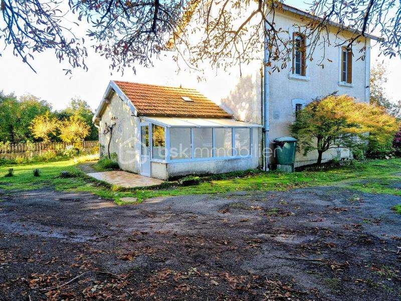 Maison en pierre - 171 m² - 6 pièces