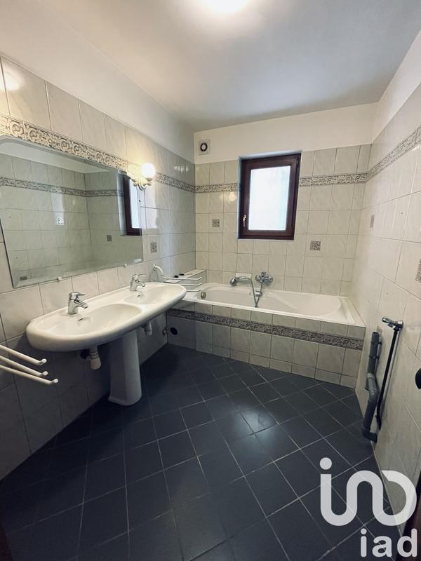 Maison - 128 m² - 5 pièces