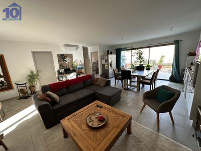 Maison - 74 m² - 3 pièces