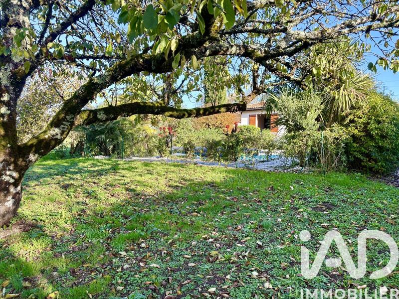 Maison - 166 m² - 8 pièces