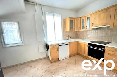 Maison ancienne - 100 m² - 5 pièces