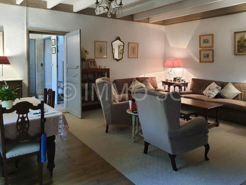 Maison en pierre - 189 m² - 4 pièces