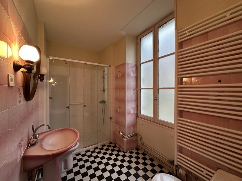 Maison ancienne - 225 m² - 6 pièces