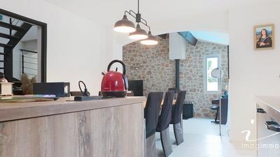Maison - 140 m² - 5 pièces