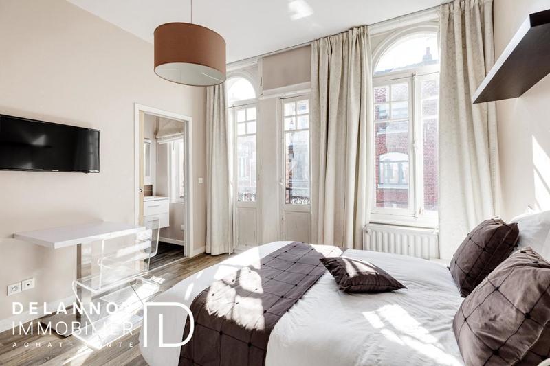 Maison - 210 m² - 8 pièces