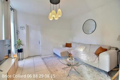 Maison - 135 m² - 7 pièces