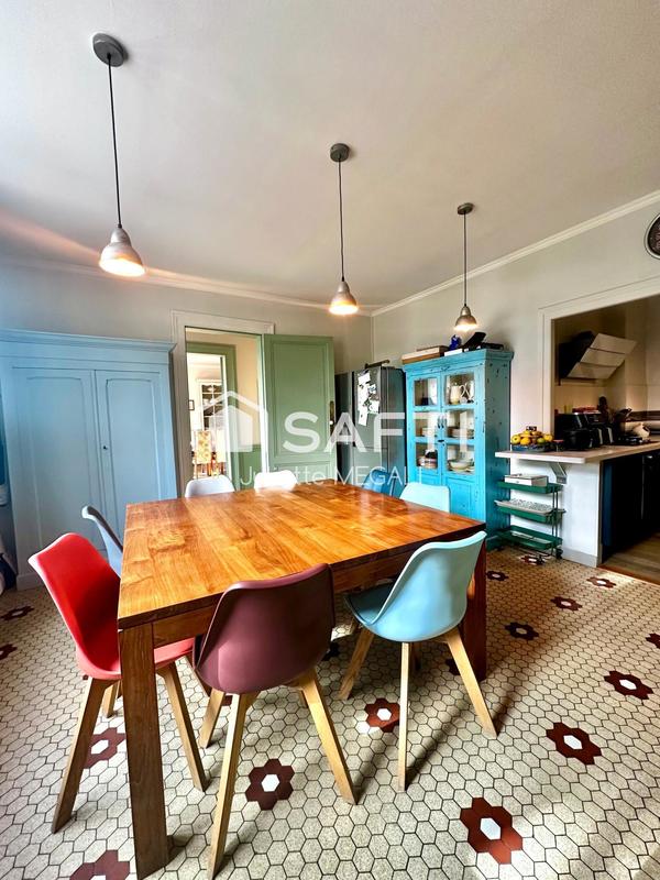Maison de maîtres - 321 m² - 9 pièces