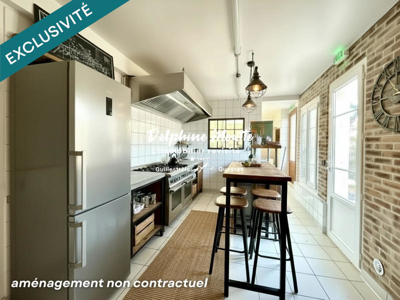 Maison - 196 m² - 5 pièces