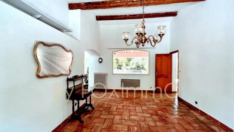 Villa - 201 m² - 6 pièces