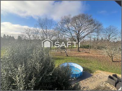 Maison - 83 m² - 5 pièces