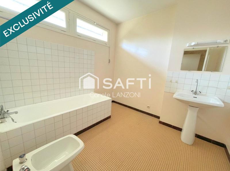 Maison - 105 m² - 5 pièces