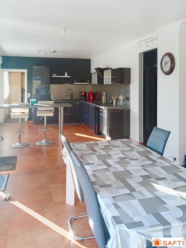 Maison - 100 m² - 4 pièces