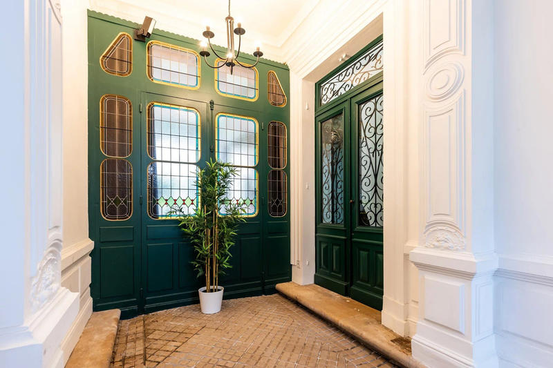 Maison contemporaine - 265 m² - 8 pièces