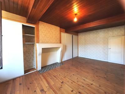 Maison traditionnelle - 154 m² - 6 pièces