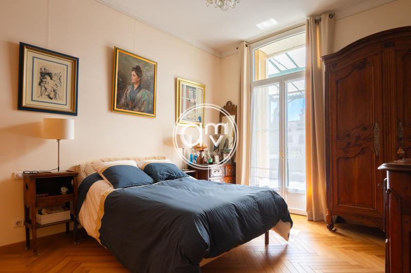 Appartement - 143 m² - 4 pièces