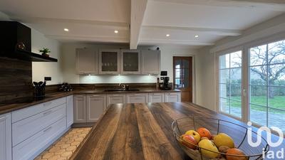 Maison - 182 m² - 6 pièces